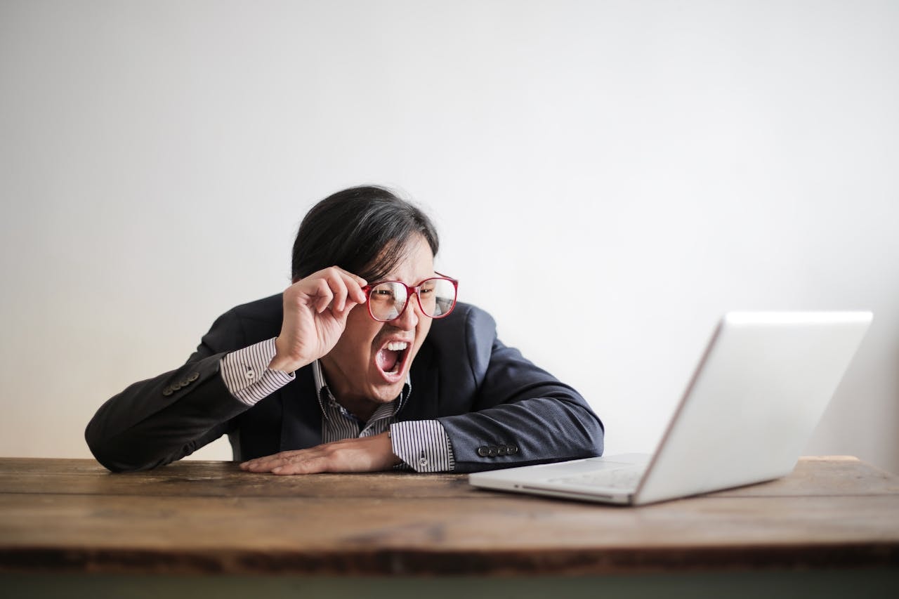 Image Placeholder: Wrong Practices in E-commerce SEO