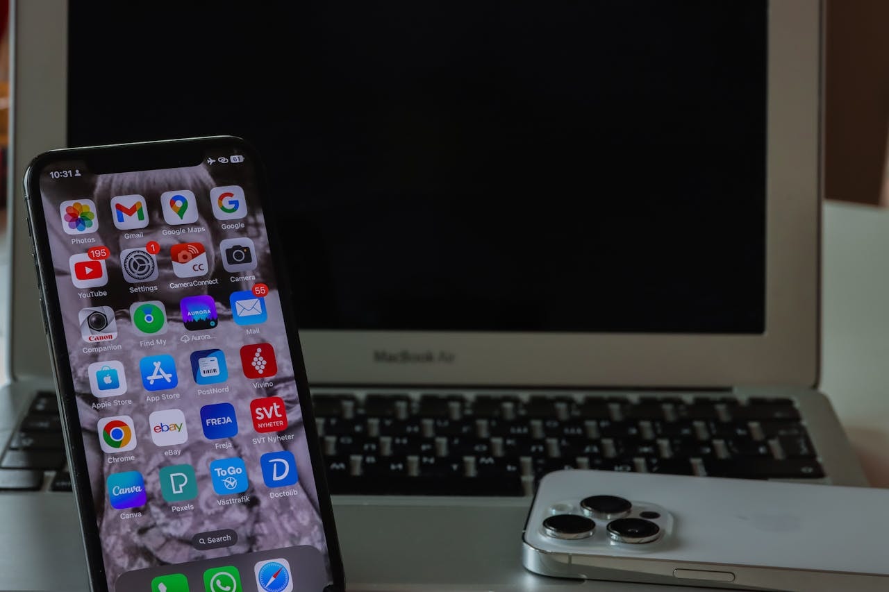 Mobile-First Design and Responsive Web Design