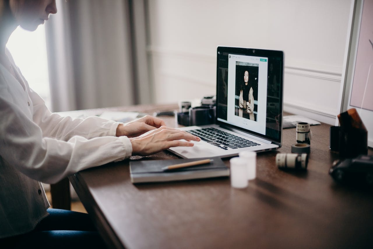 Cloud Computing for Better Content Delivery