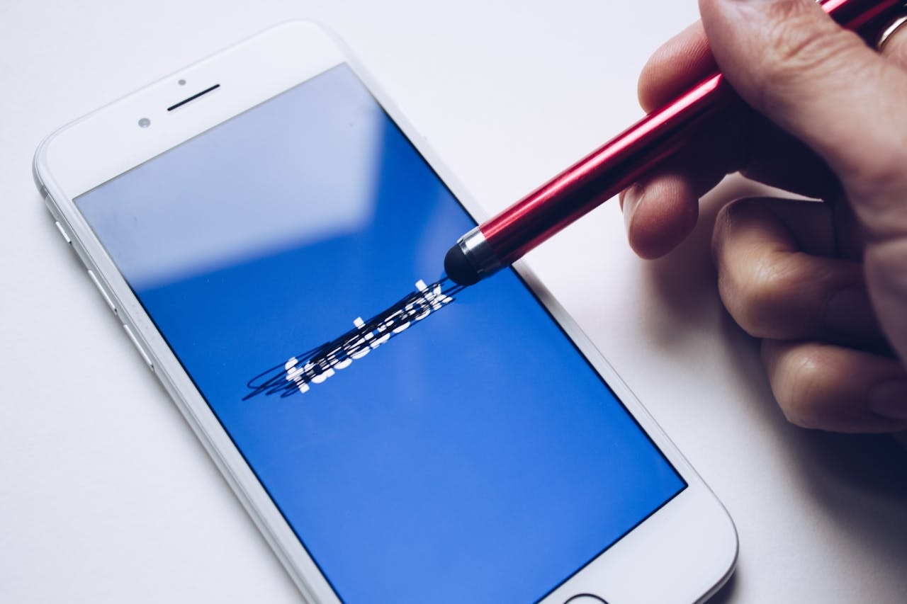 The Ultimate Social Media Strategy Guide for Australian Businesses in 2025