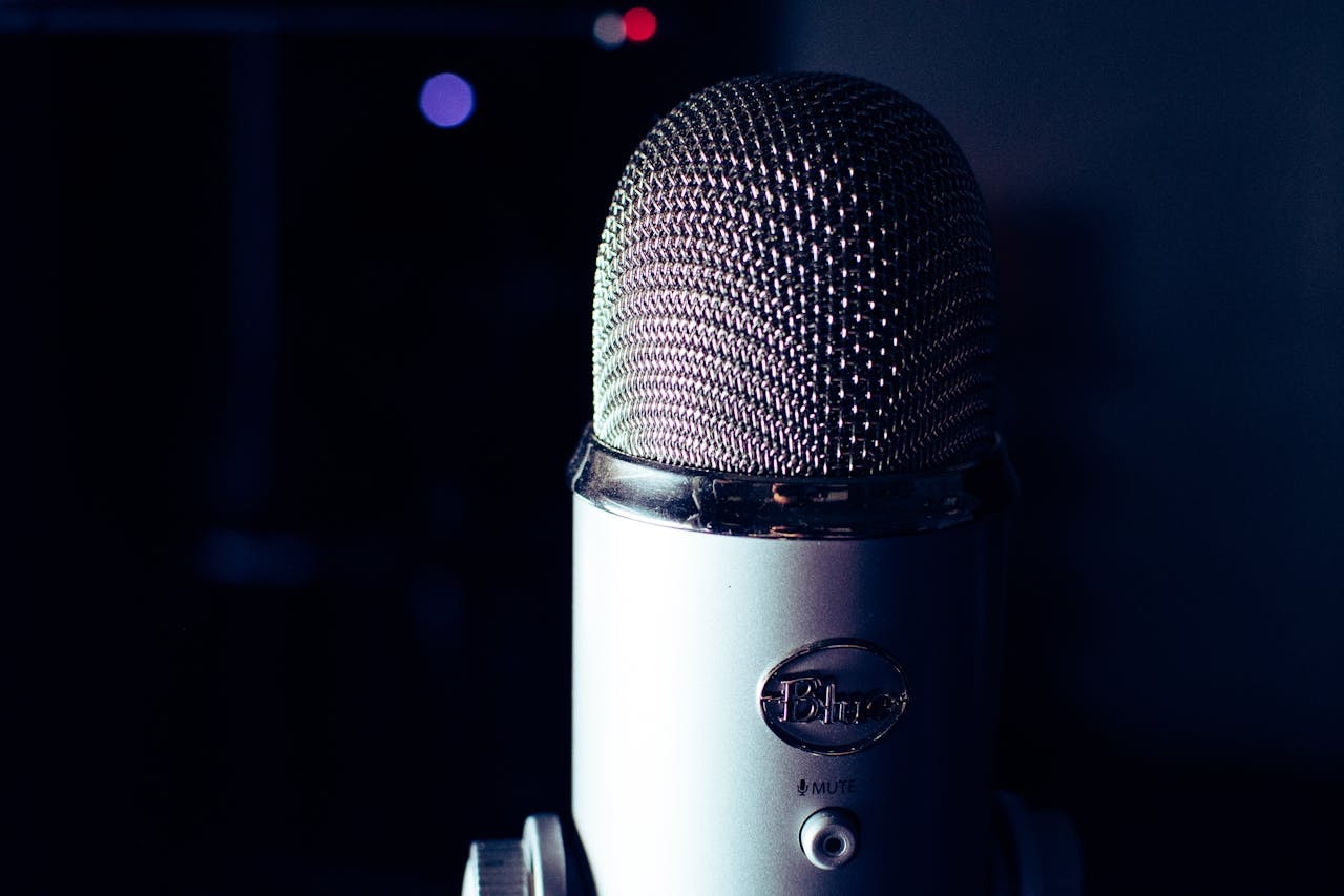 Voice Search and the Shift to Conversational Queries