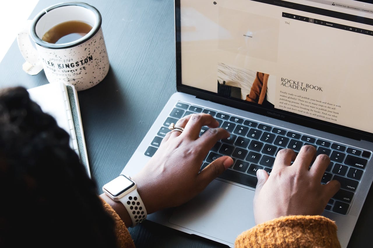 Websites That Convert Visitors