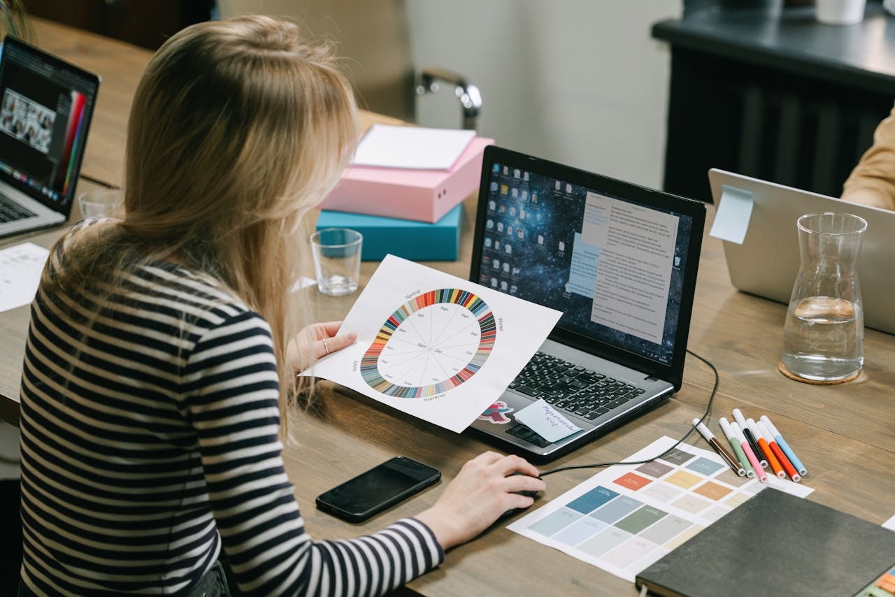 How to Apply Colour Psychology in Print Marketing for Brand Trust and Conversions in 2025